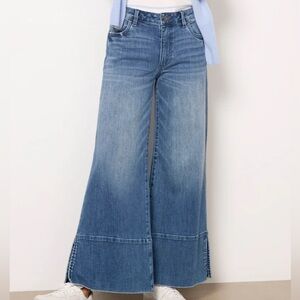 Kut from the Kloth Blue Women’s Goldie Mid-Rise Super Flare Jeans Size 10